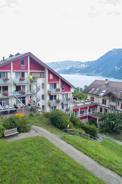 Oertlimatt Stiftung/ Krattigen / Pflegezentrum / Seniorenwohnungen / Pflegeheim / Altersheim Foto 1