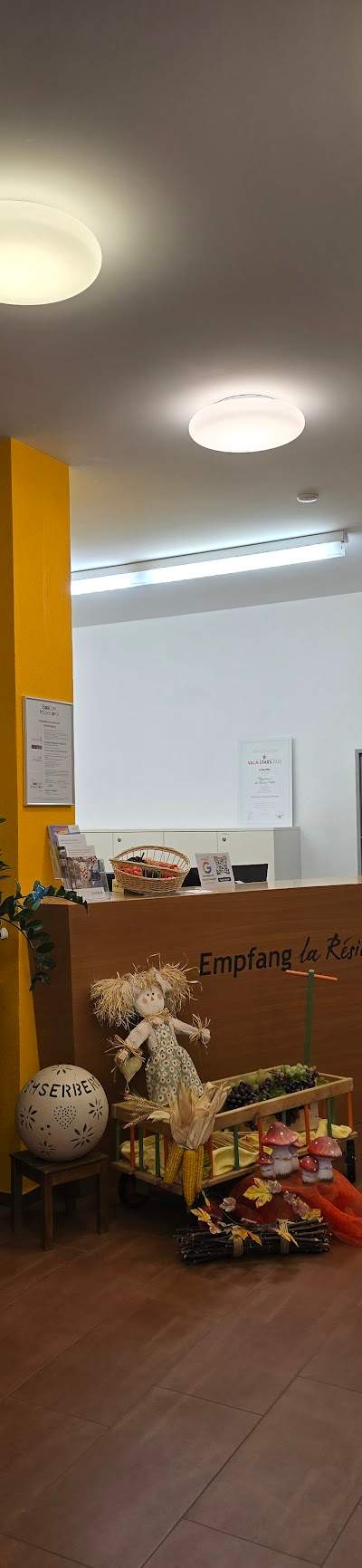 Alters- und Pflegeheim Emserberg, ehem. Kloster Foto 3