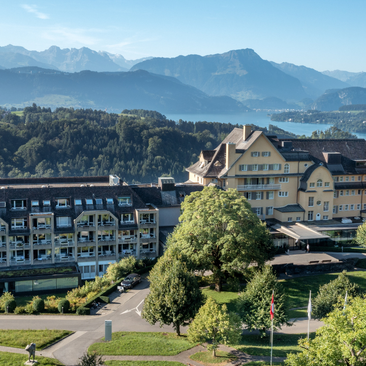 ZURZACH Care – Rehaklinik & Ambulantes Zentrum Sonn­matt Lu­zern Foto 1