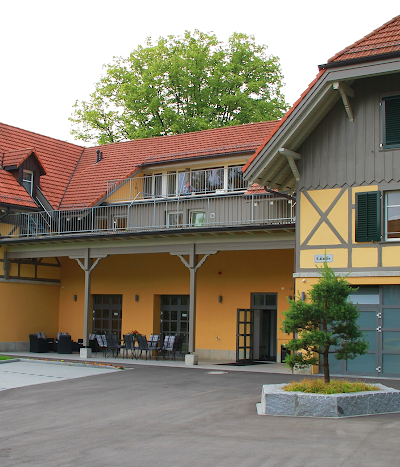Tabor AG Alters- und Pflegeheim Foto 1