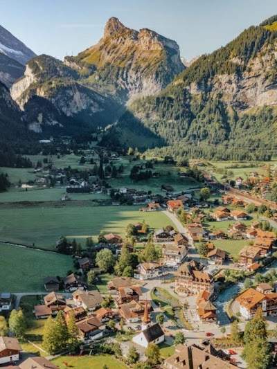 Alt sein können - Schweizerhof Kandersteg (Seniorenzentrum Schweizerhof AG) Foto 2