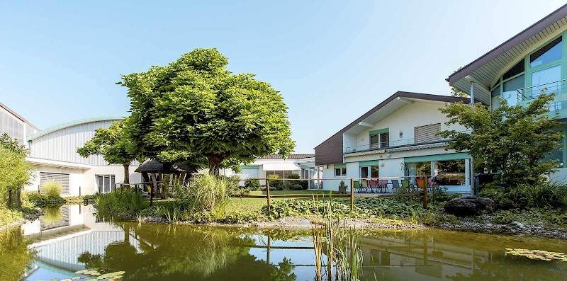 Stiftung Wohn- und Pflegeheim am Weiher Foto 1