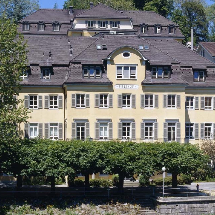ZURZACH Care – Rehaklinik Baden (Freihof) Foto 1