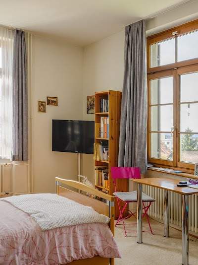 Heime Uster Pflegezentrum Im Grund Foto 2