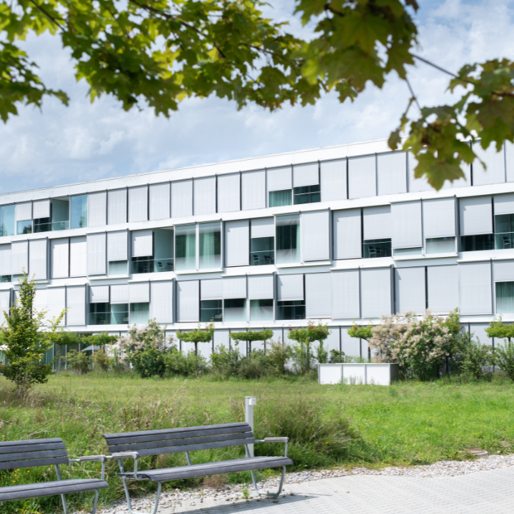 ZURZACH Care – Rehaklinik & Ambulantes Zentrum Zollikerberg Foto 1