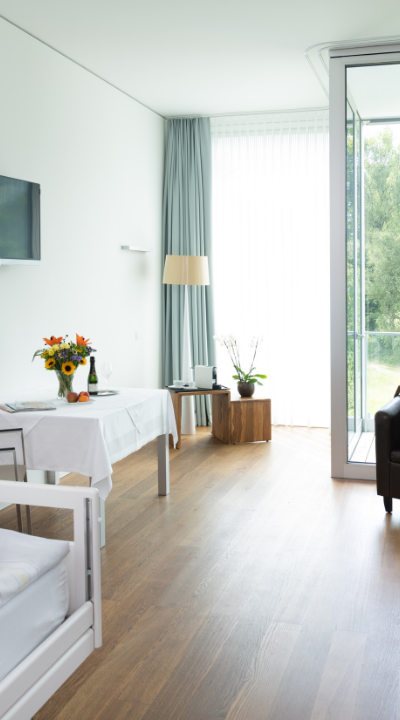 ZURZACH Care – Rehaklinik & Ambulantes Zentrum Zollikerberg Foto 5