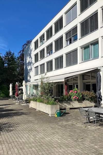 Haus im Park - Pflege und Betreuung Foto 2